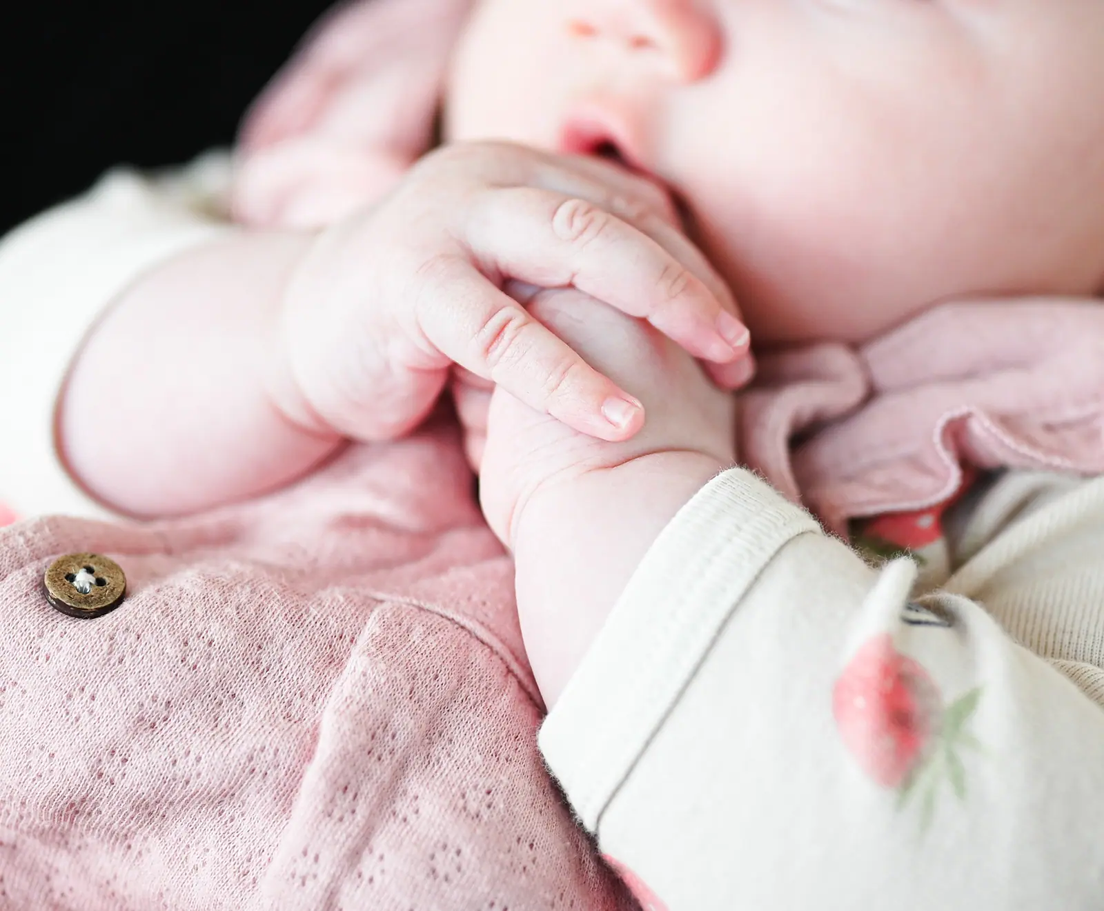 Family & Newborn, frame 3