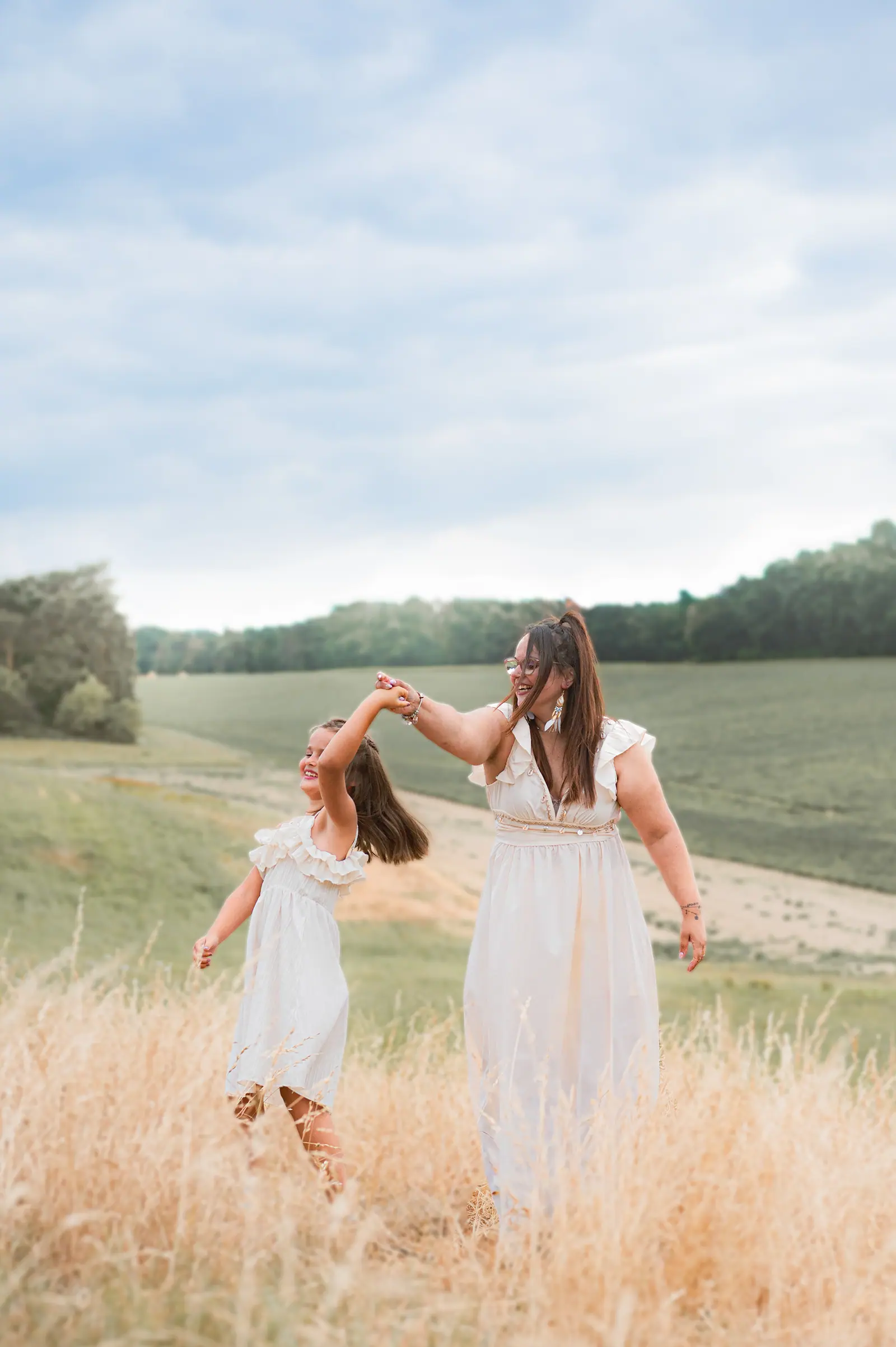 Marcy & Ema, frame 3